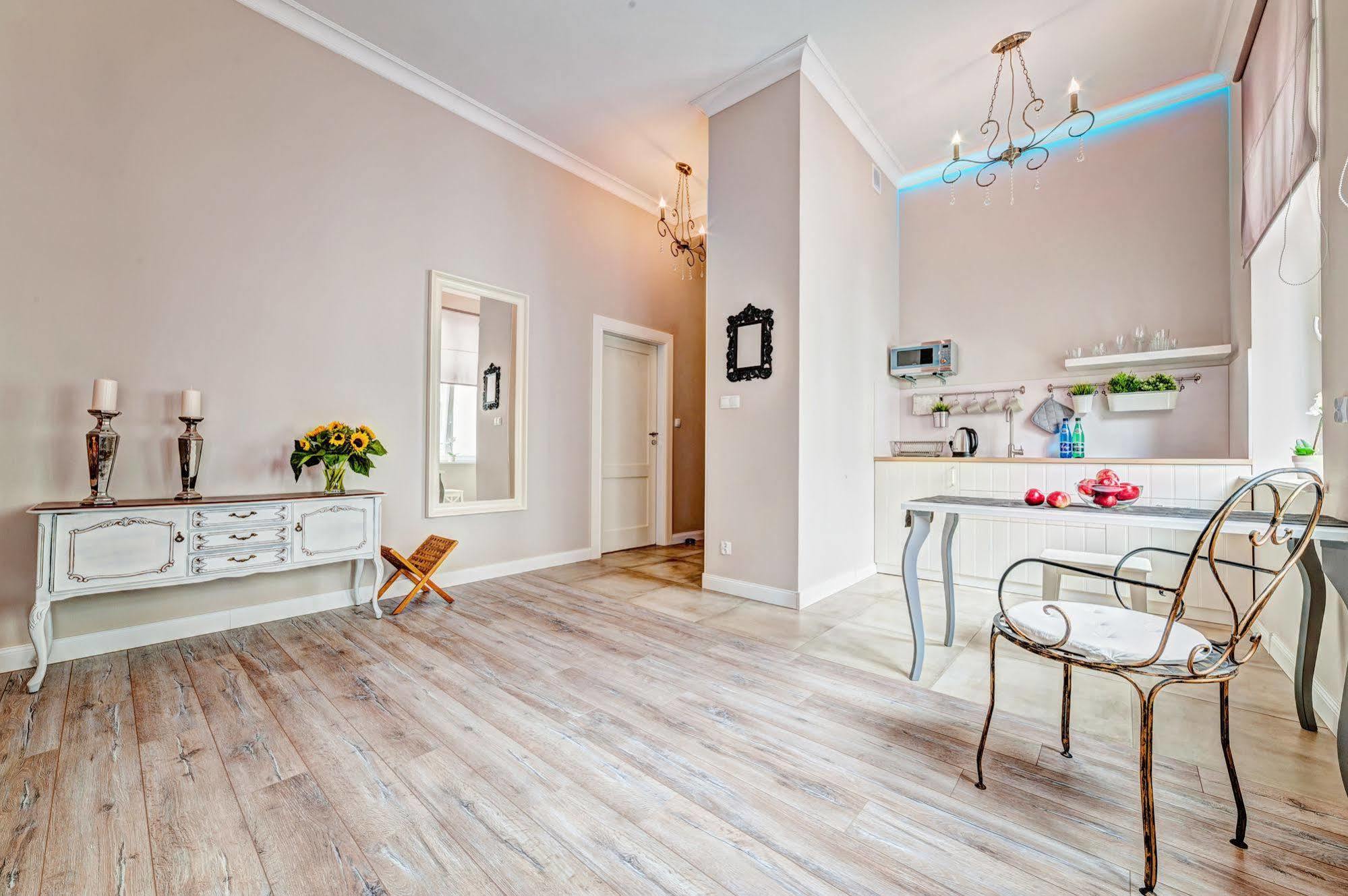 E-Apartamenty Swiety Marcin Poznań Buitenkant foto