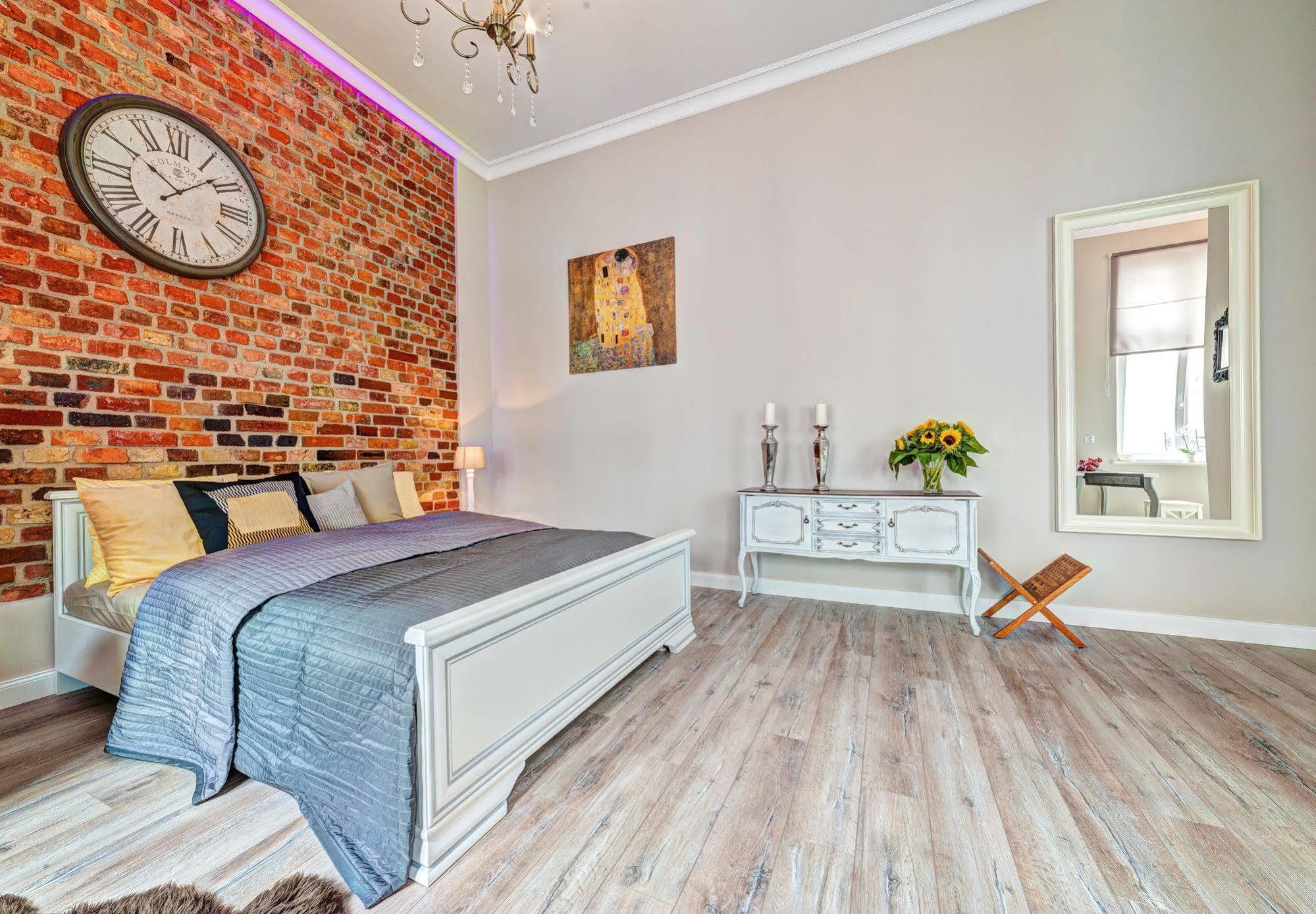 E-Apartamenty Swiety Marcin Poznań Buitenkant foto