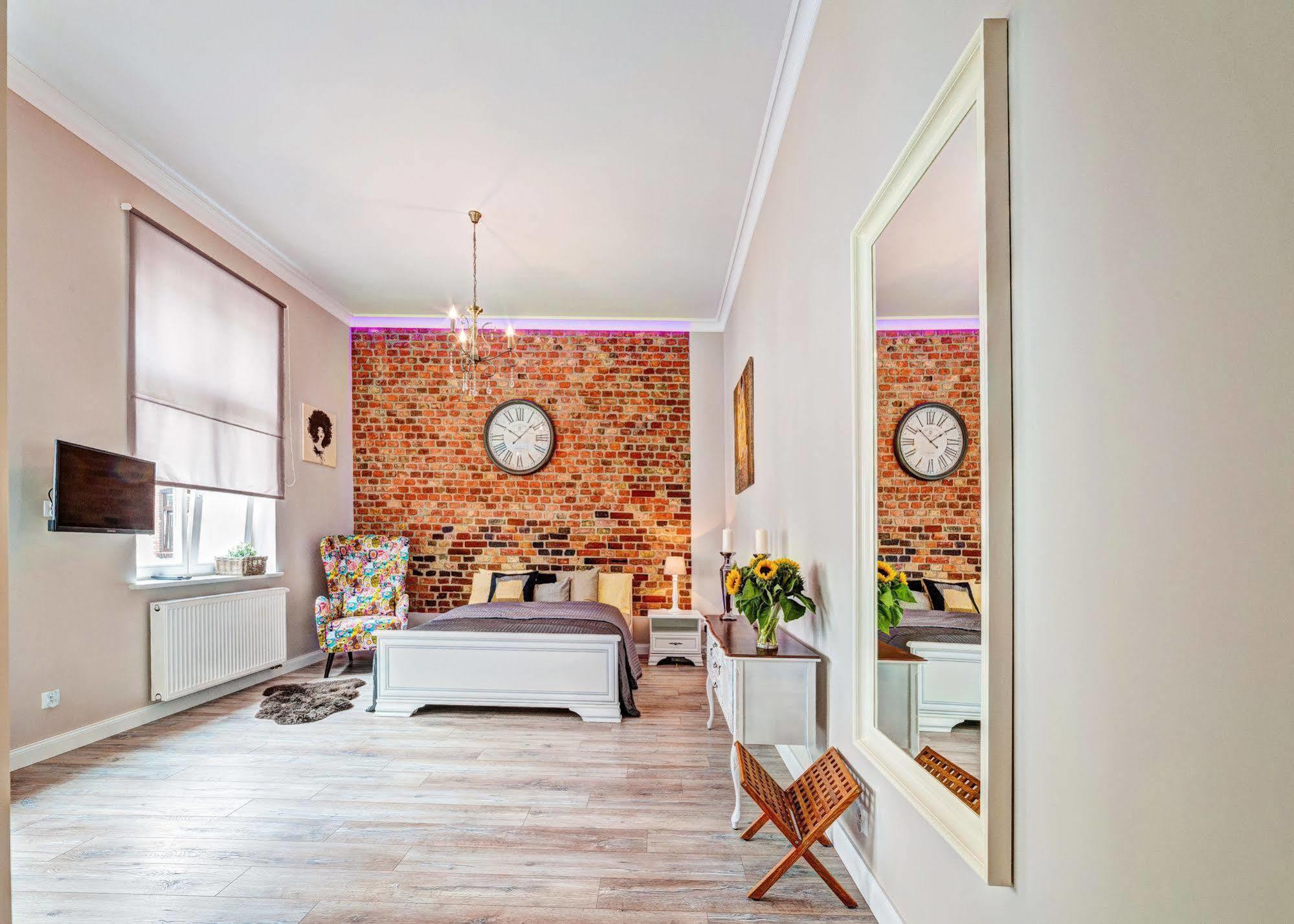 E-Apartamenty Swiety Marcin Poznań Buitenkant foto